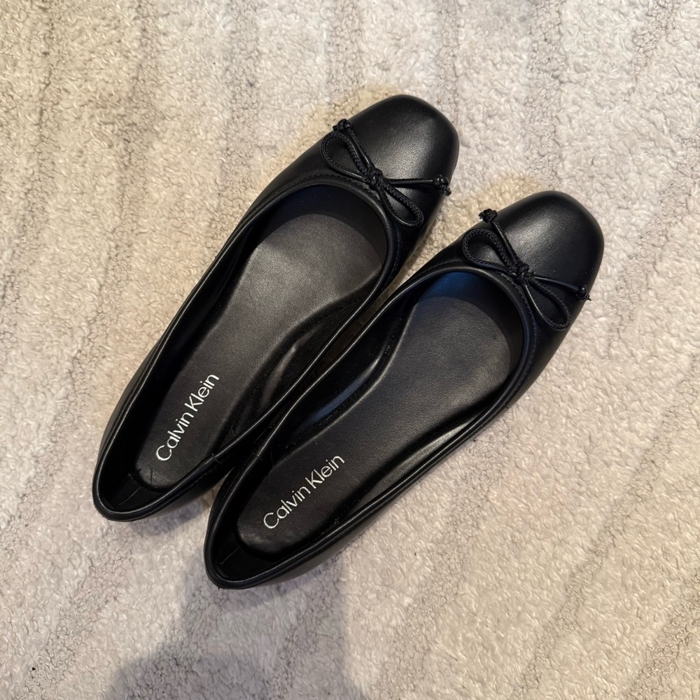 Calvin Klein Black Leather Loafers for Everyday Comfort